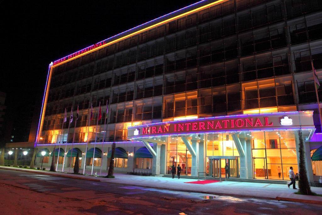 Swissotel Ташкент Екстериор снимка